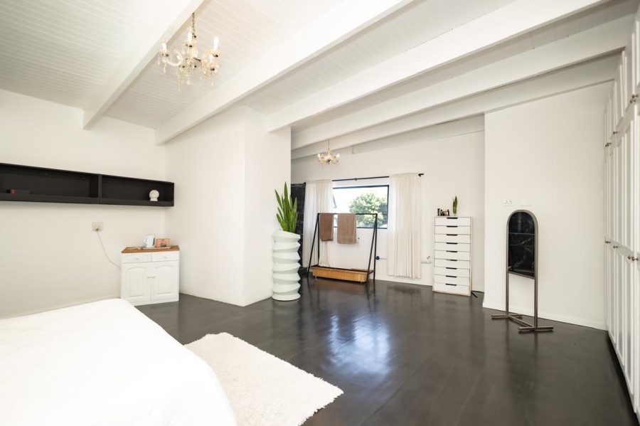 5 Bedroom Property for Sale in Elim Western Cape